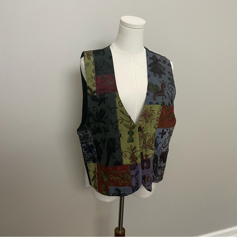 Vintage Patchwork Vest Embroidered Floral Birds Art To Wear Wood Toggle Buttons